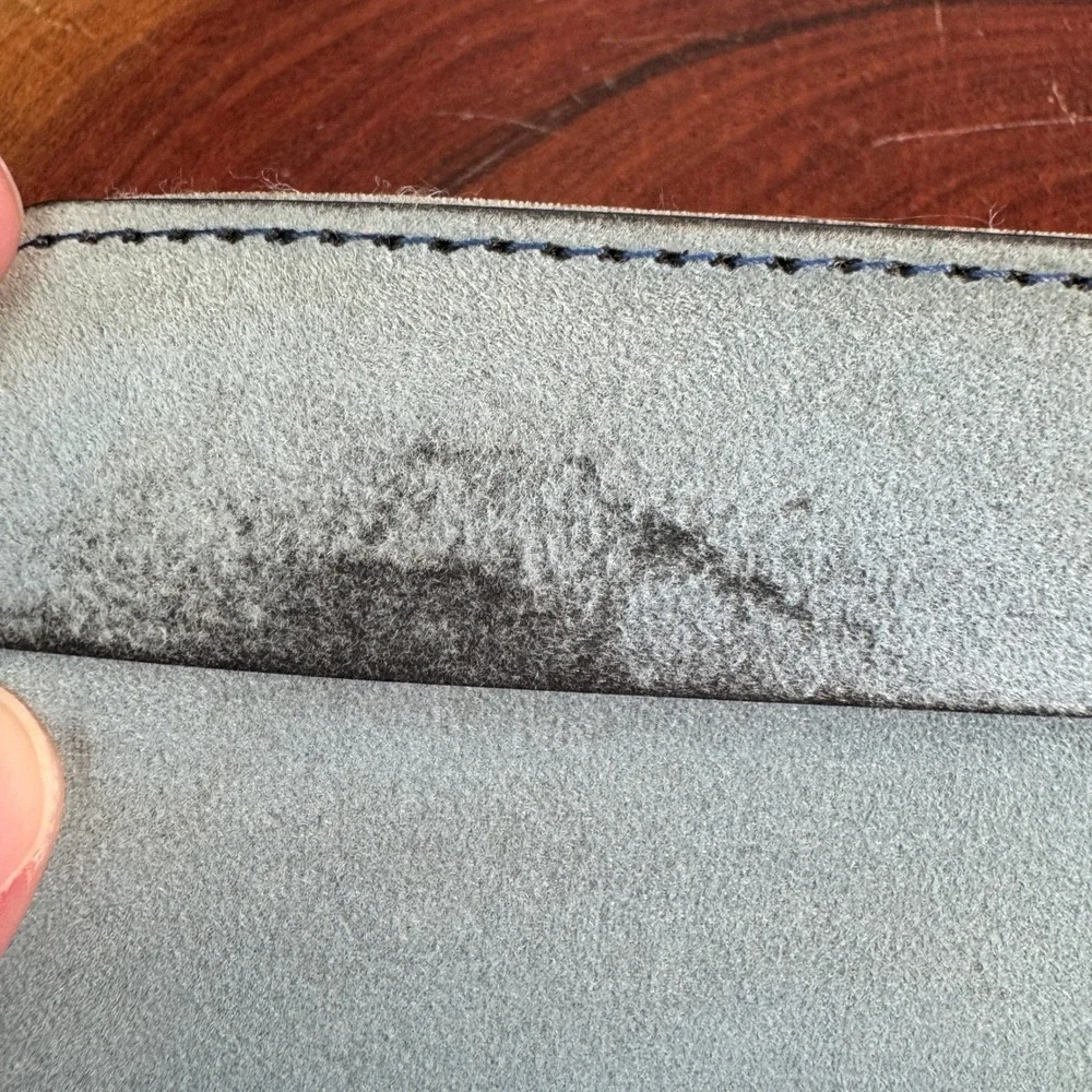 Draper James Navy Blue Magnetic Eyewear Sunglasses Case Faux Leather Soft Lining